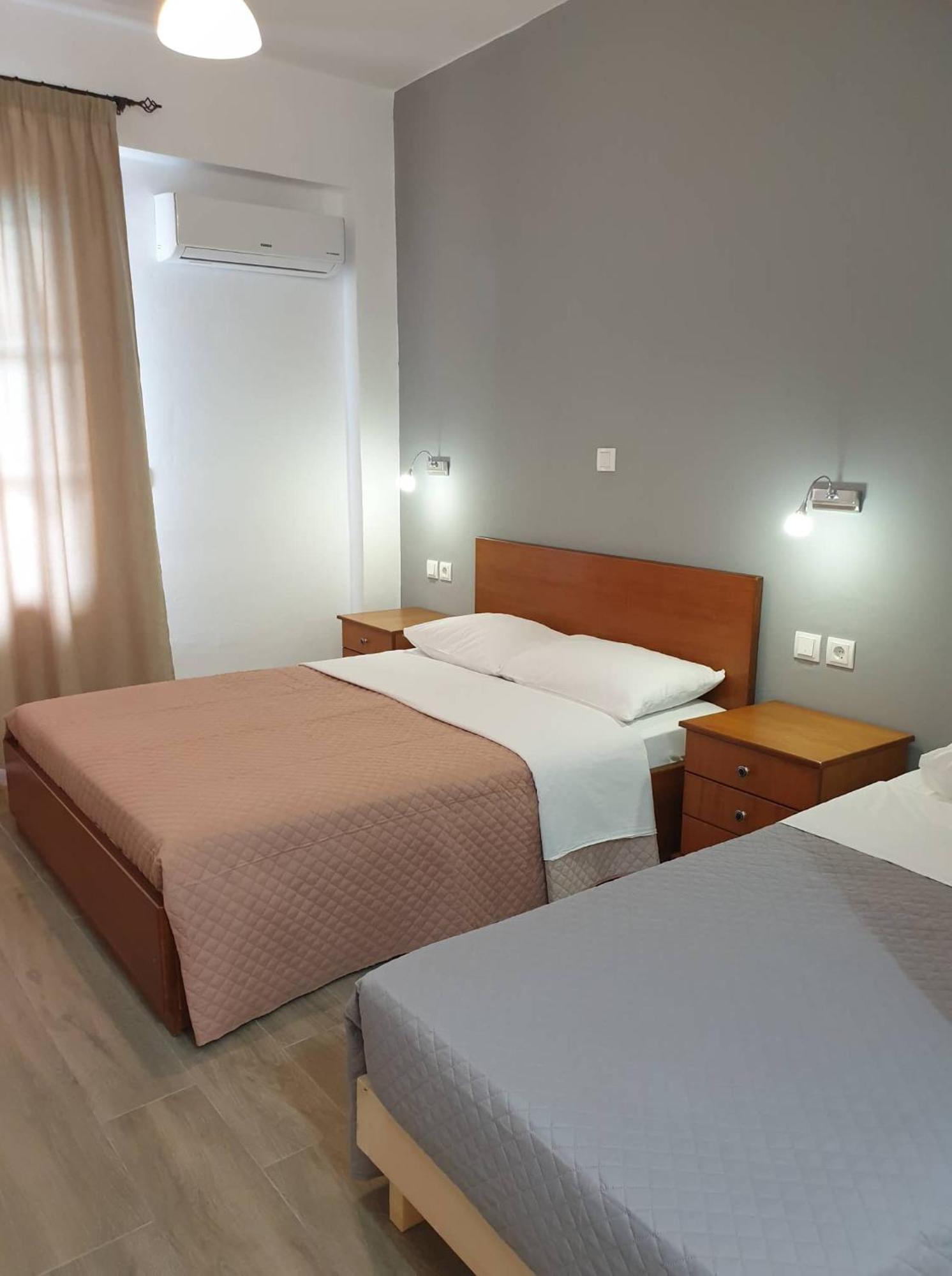 Apart-Hotel Llazari Himarë Zimmer foto