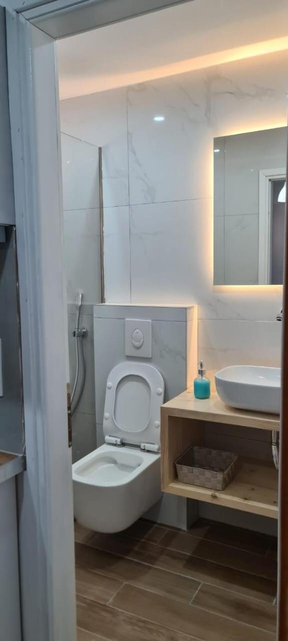 Apart-Hotel Llazari Himarë Zimmer foto