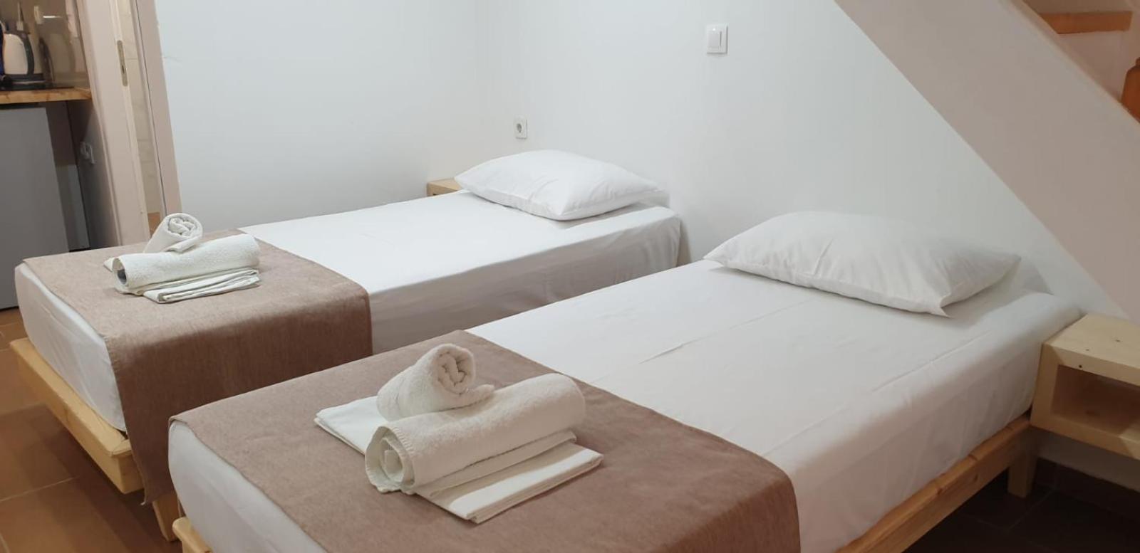 Apart-Hotel Llazari Himarë Zimmer foto