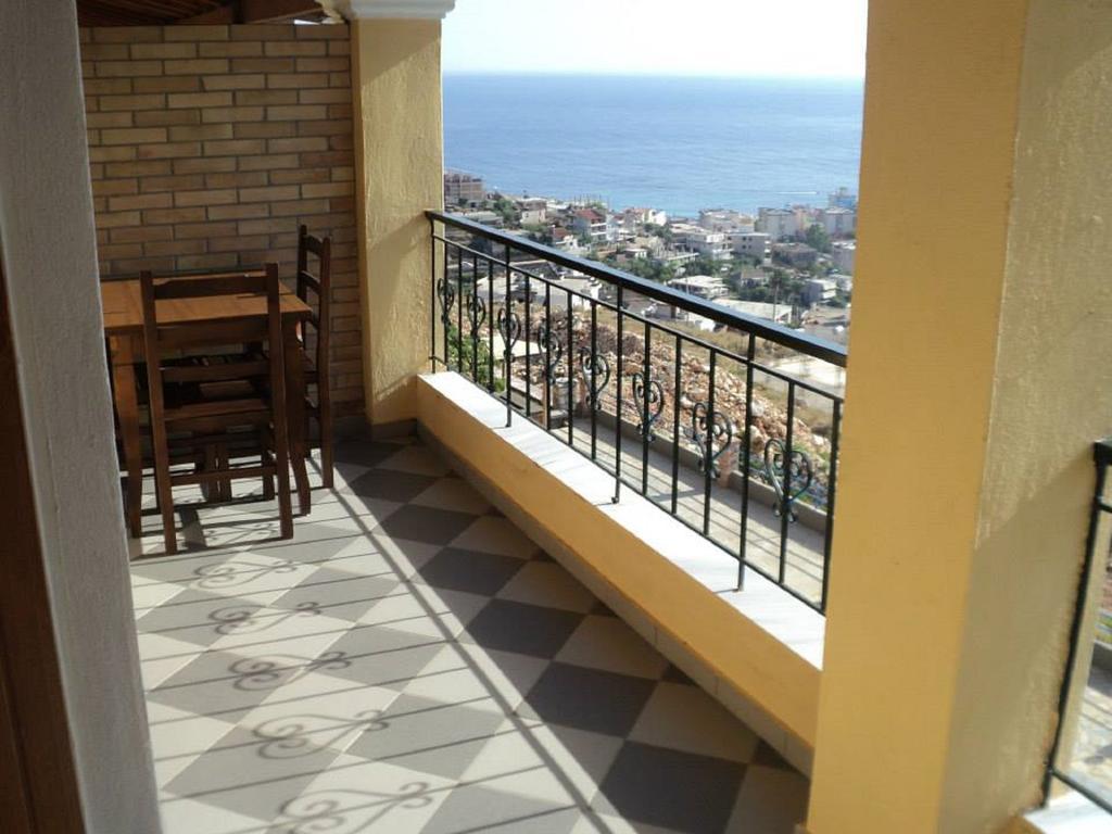 Apart-Hotel Llazari Himarë Zimmer foto